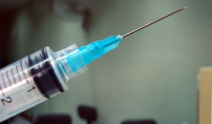 تزریق بوتاکس برای درمان شقاق